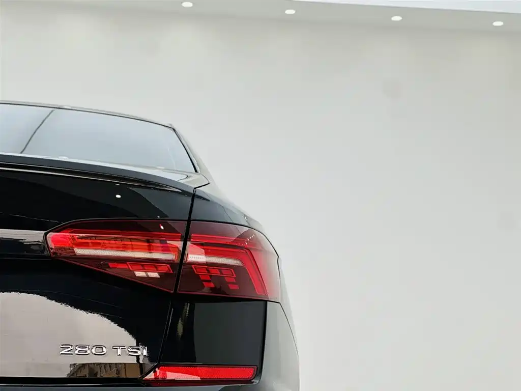 Volkswagen Passat 2019 Model 280TSI Business Edition China VI фото 11