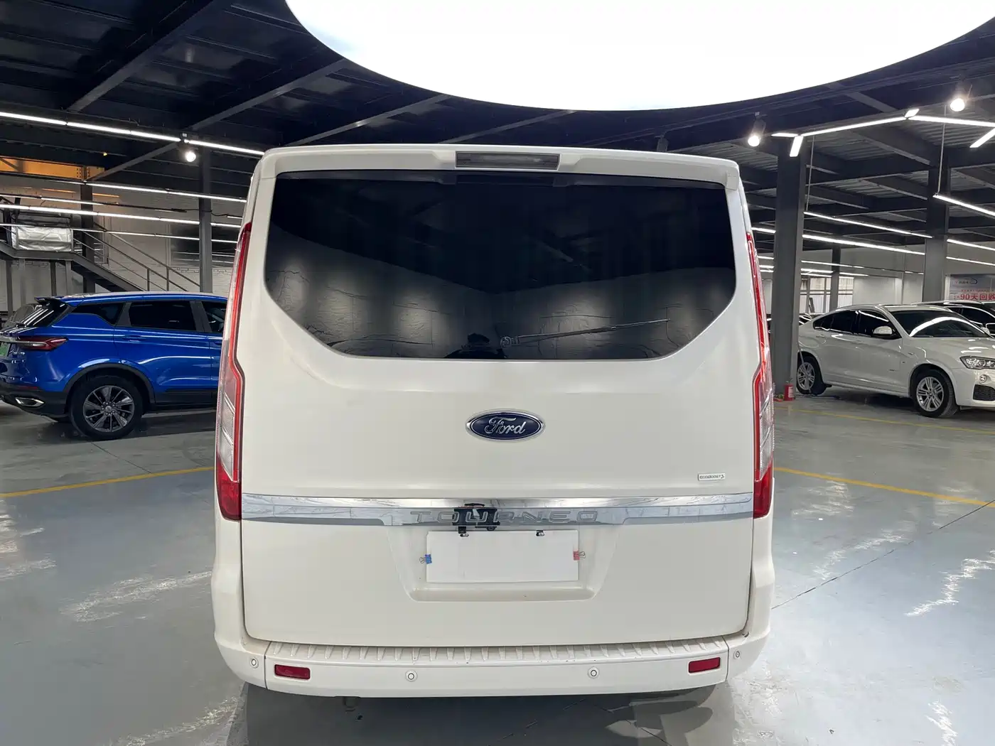 Ford Tourneo 2020 2020 2.0T Auto Elite Edition China VI