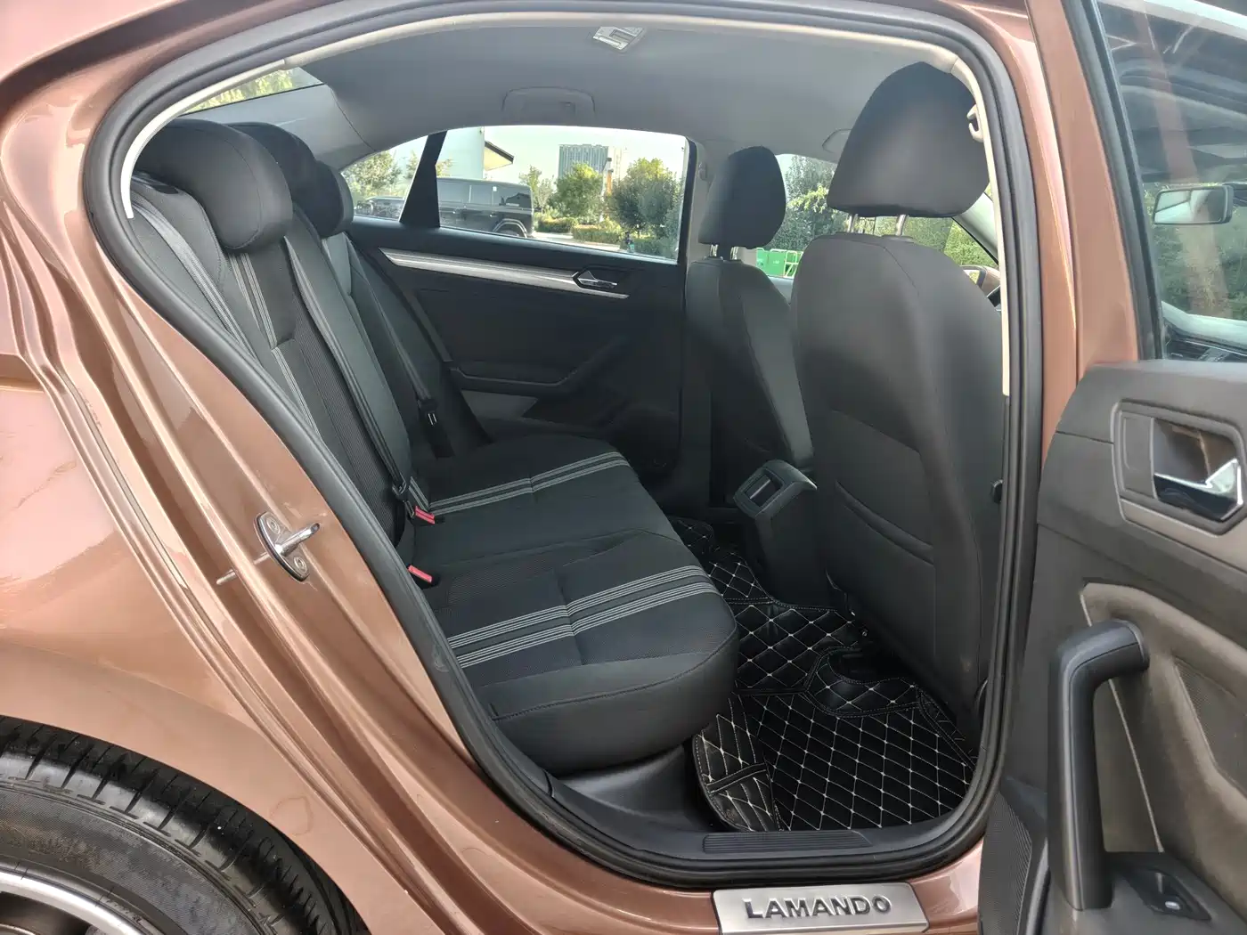 Volkswagen Lamando 2015 2015 230TSI DSG Style