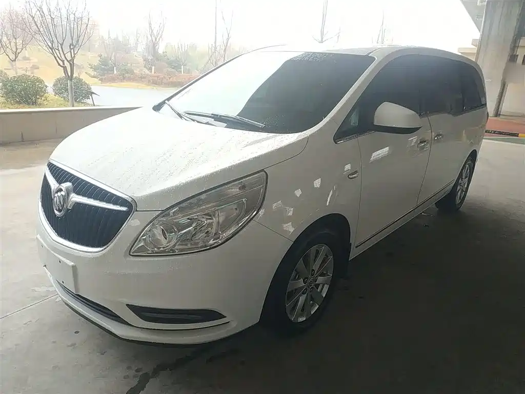 Buick GL8 2018 28T Premium Model China VI фото 2