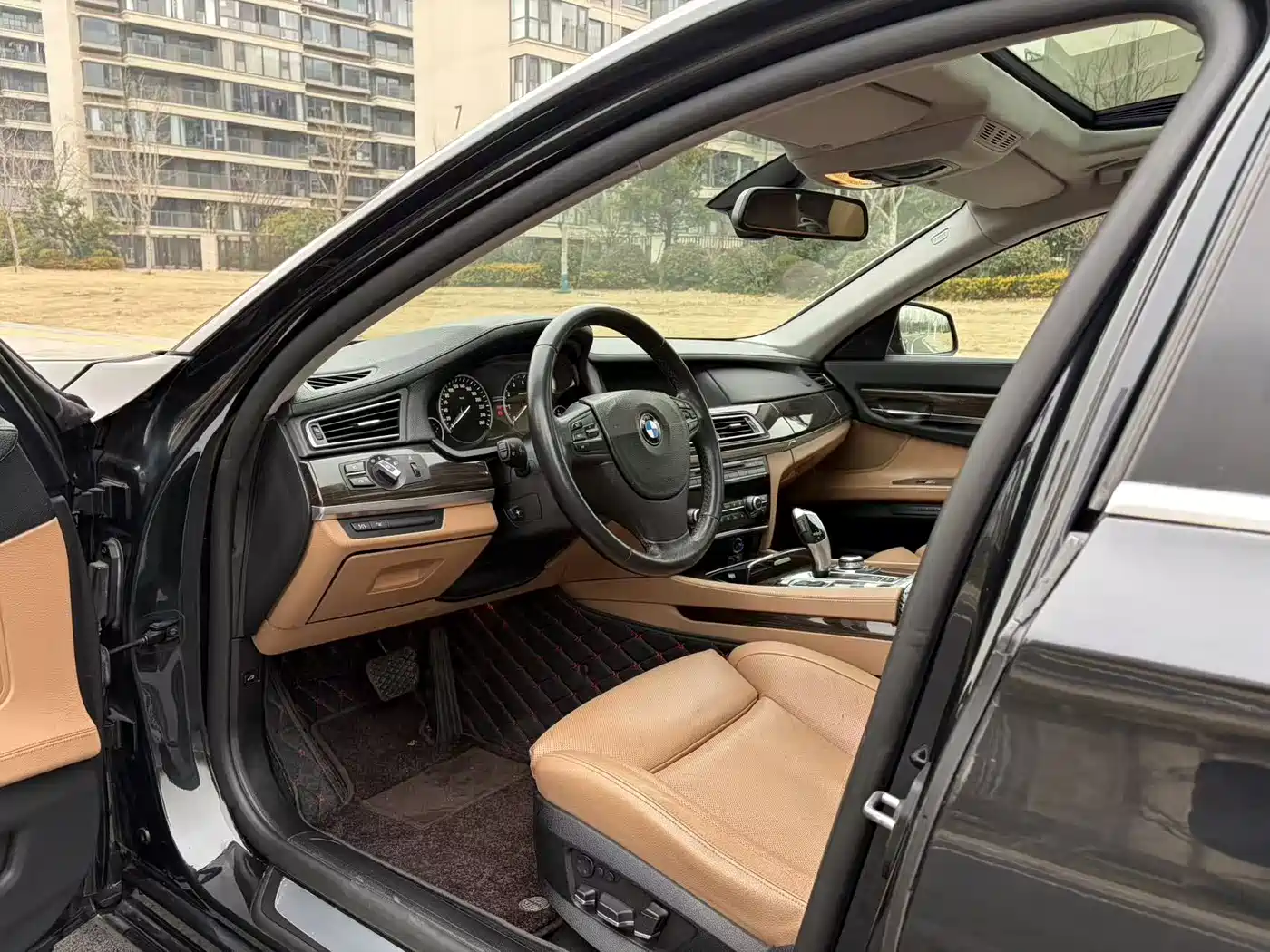 BMW 7 Series 2011 2009 740Li Luxury