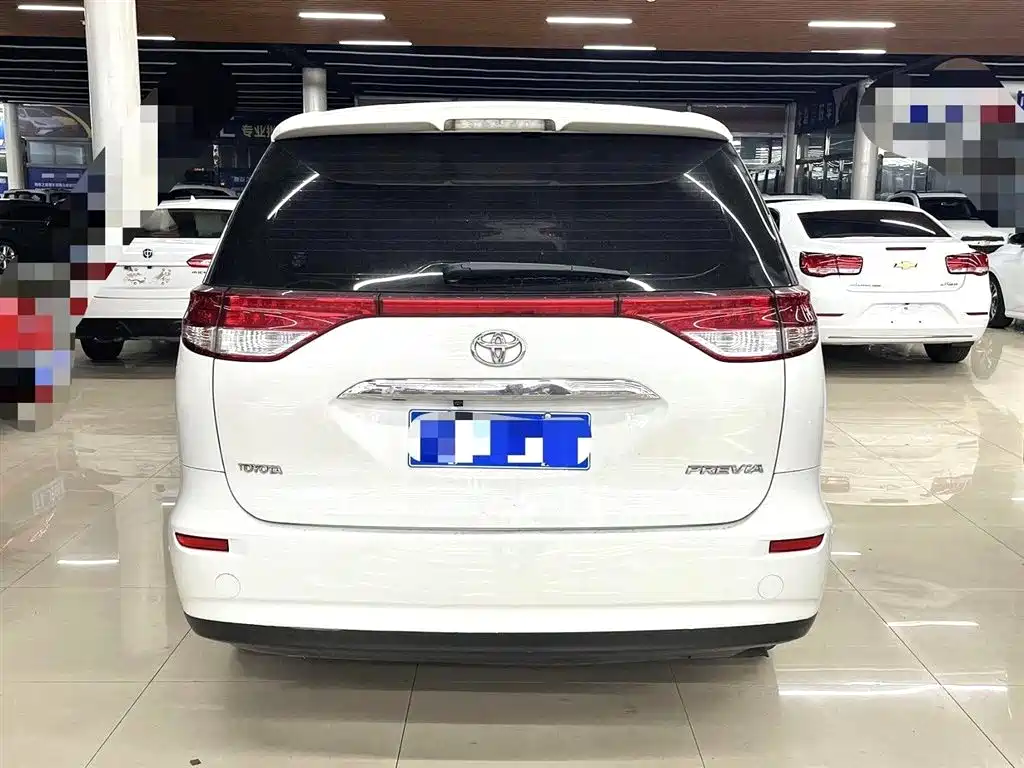 Toyota Previa 2012 2.4L 7-Seater Standard Edition фото 6