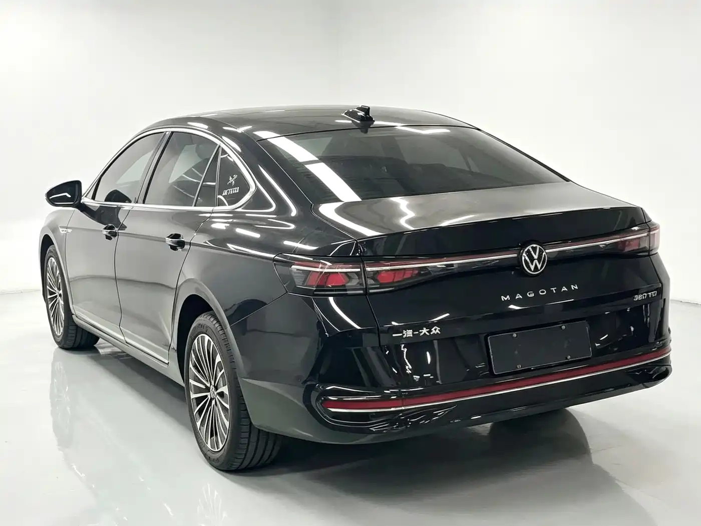 Volkswagen Magotan 2025 2024 380TSI DSG Luxury Edition (Daimai Package)