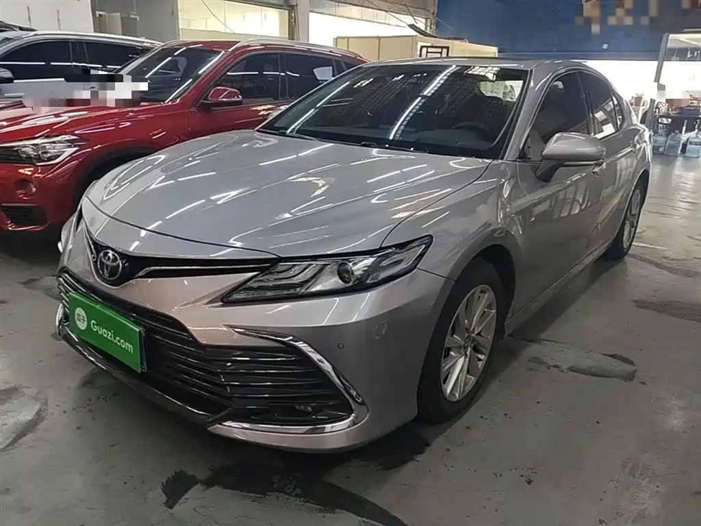 Toyota Camry 2021 2.0G Luxury Edition