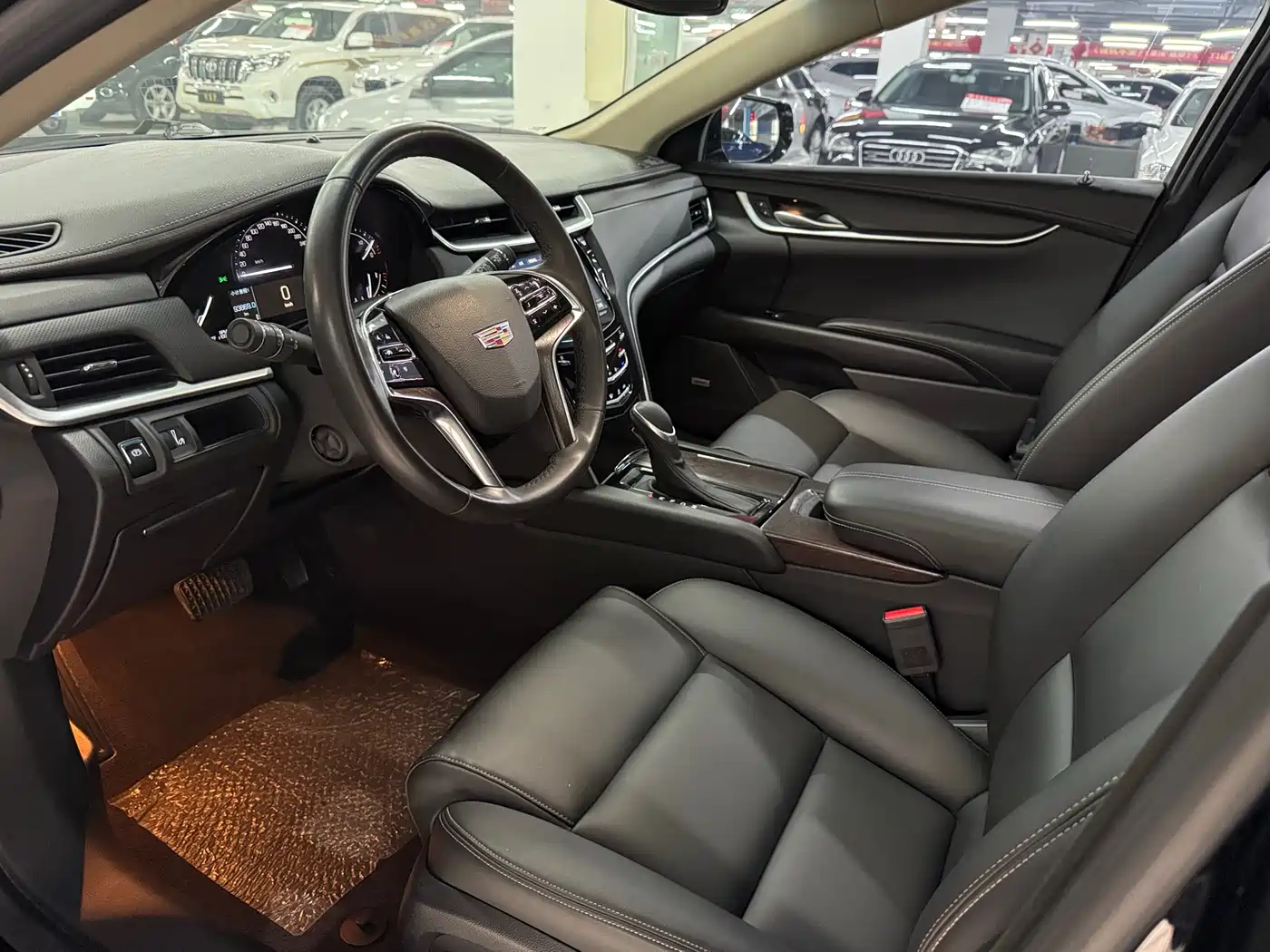 Cadillac XTS 2018 28T Technology фото 15