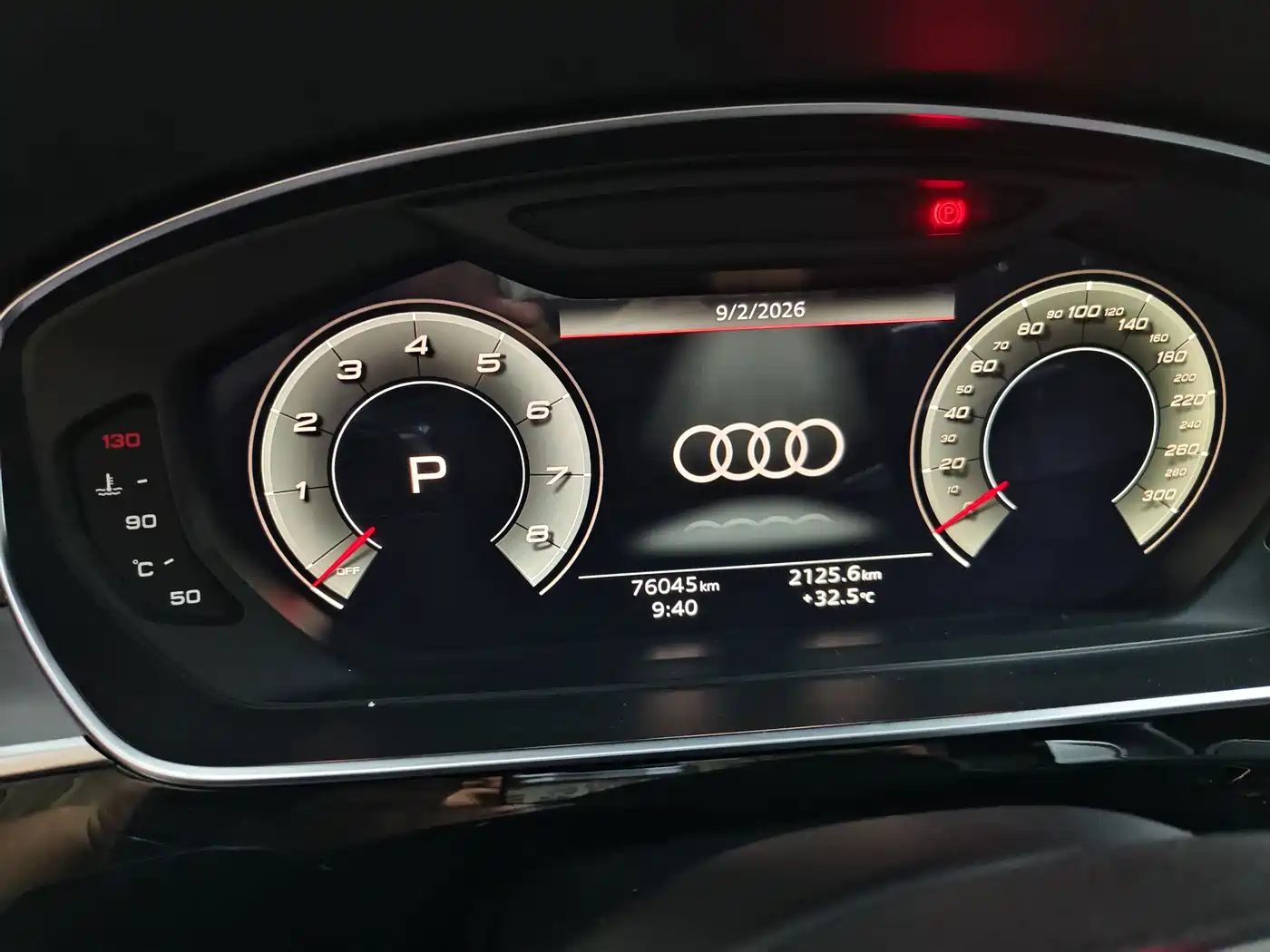 Фото 12 - Audi A8