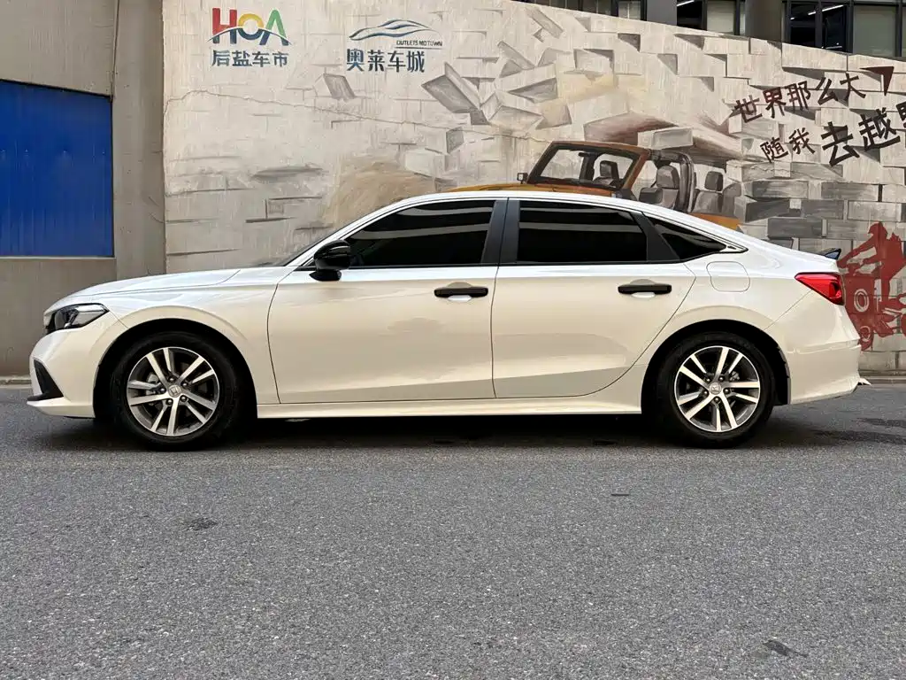 Honda Civic 2025 2023 240TURBO CVT Sporty·C-Special Edition