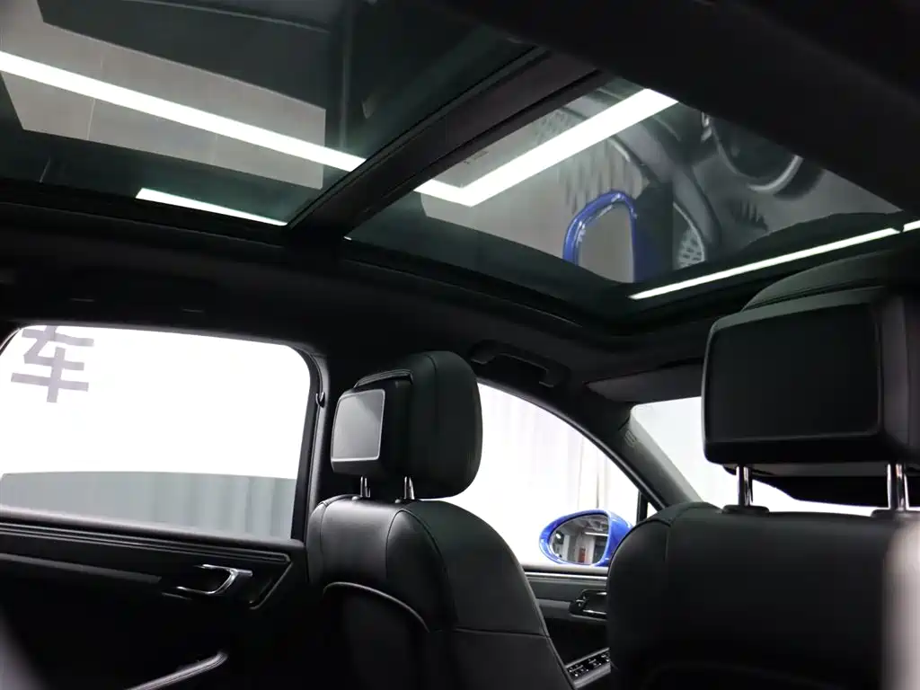 Porsche Macan 2017 Macan 2.0T фото 18