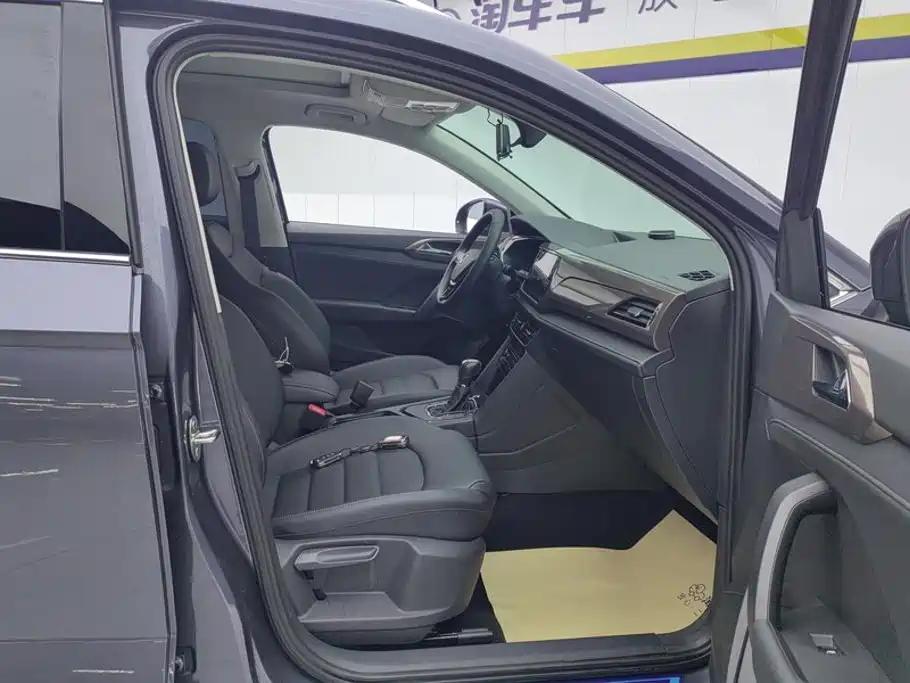 Volkswagen Tharu, миниатюра 8