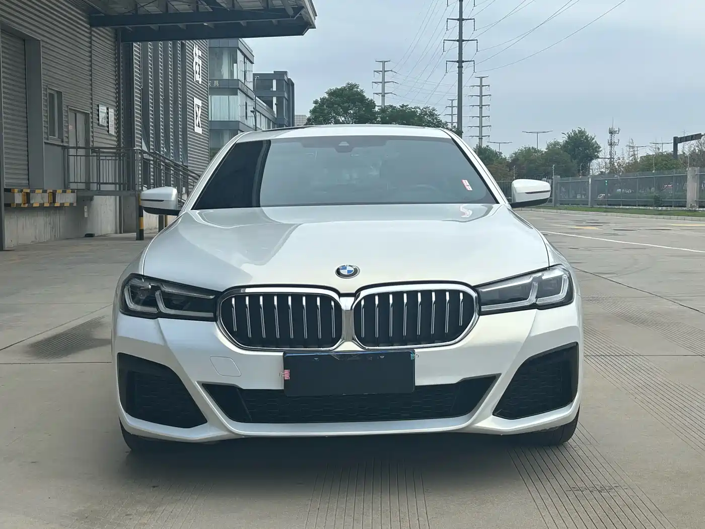 BMW 5 Series 2022 525Li M Sport Package фото 2