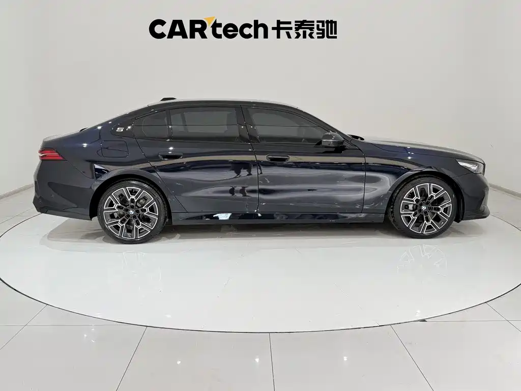 2026 BMW 5 Series