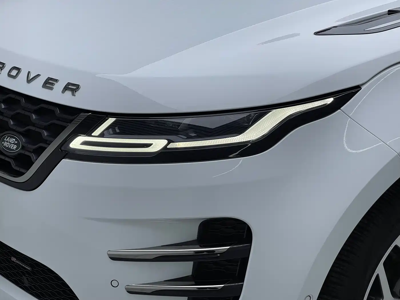 Land Rover Range Rover Evoque 2023 Range Rover Evoque L 249PS Premium Luxury Edition фото 16