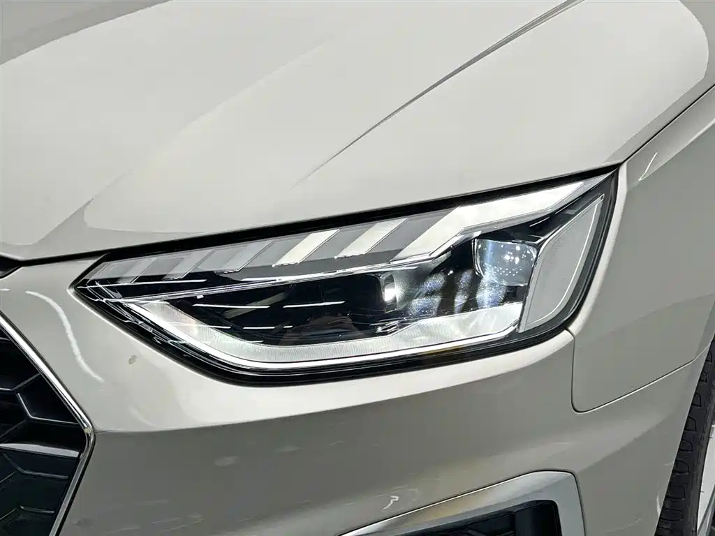 Audi A4L 2020 40 TFSI Fashion Dynamic Edition фото 8