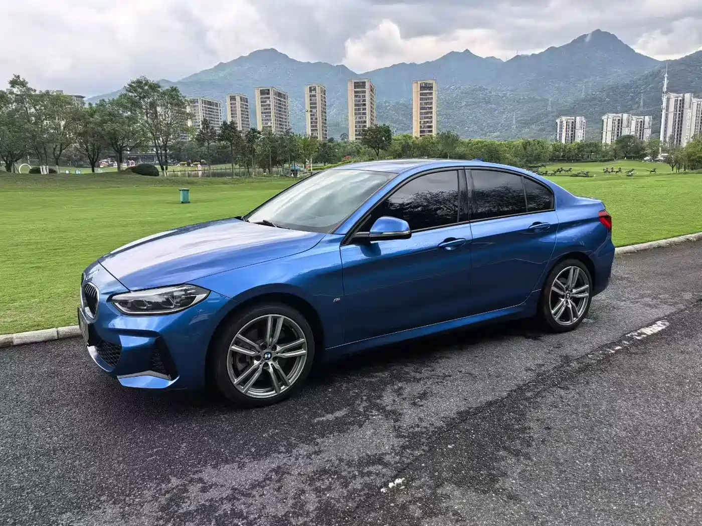 BMW 1 Series 2019 120i Leading M Sport Package фото 2