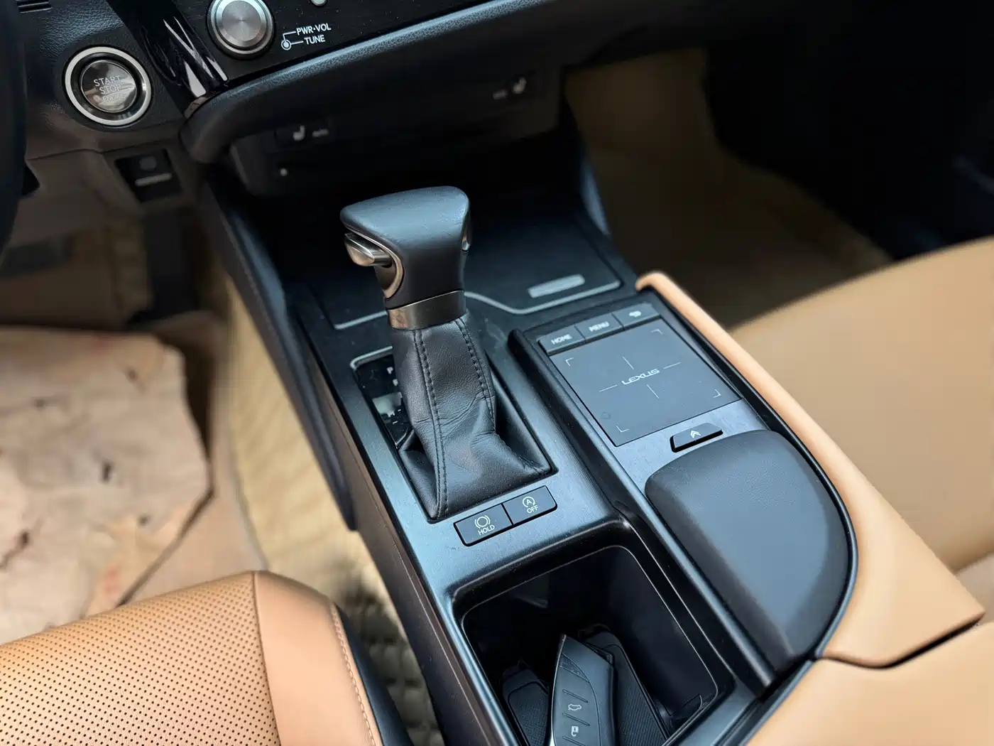 Lexus ES 2021 200 Excellence Edition фото 13