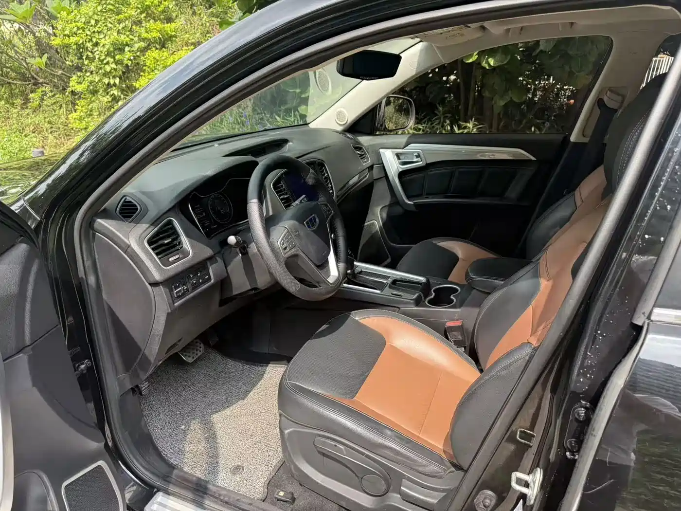 Geely Emgrand X6 2017 2016 1.3T CVT Luxury