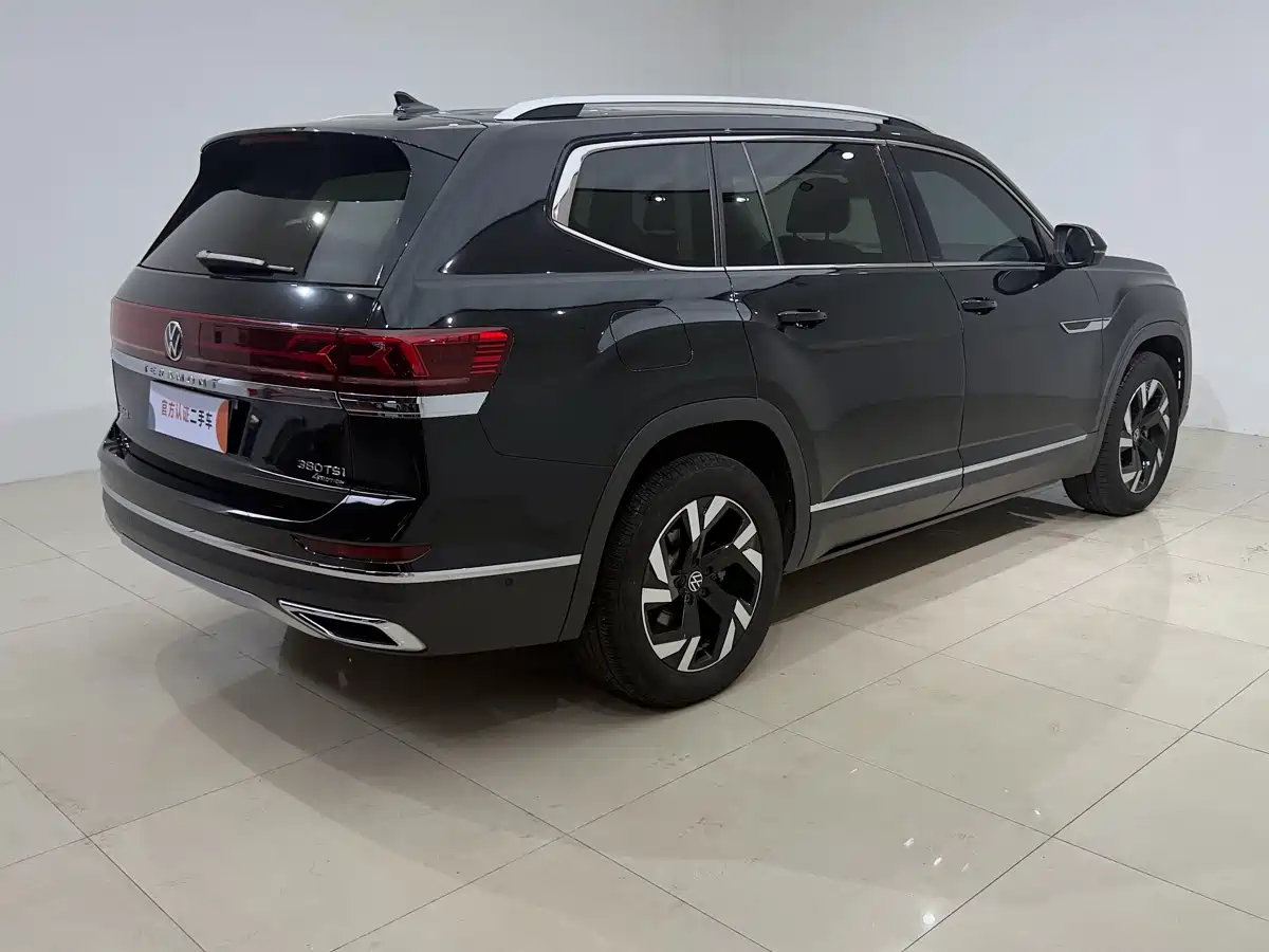 Photo 7 - Volkswagen Teramont