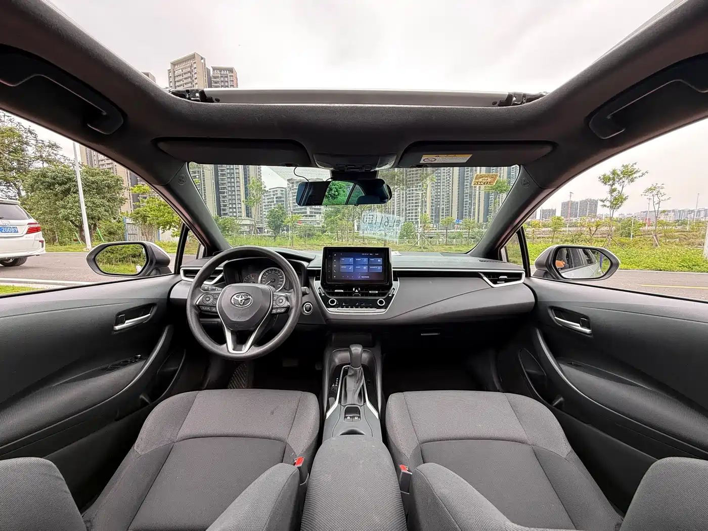 Toyota Levin 2021 185T CVT Luxury Edition фото 14