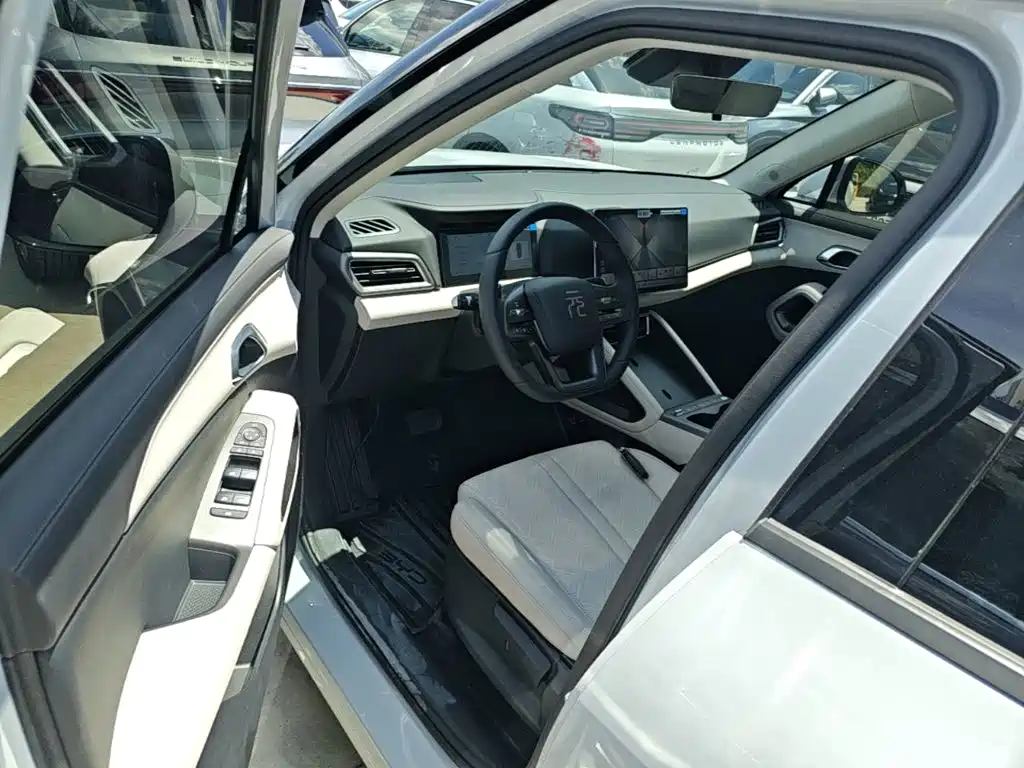 BYD Yuan UP 2026 2025 Smart Drive Edition 401KM Vitality Version