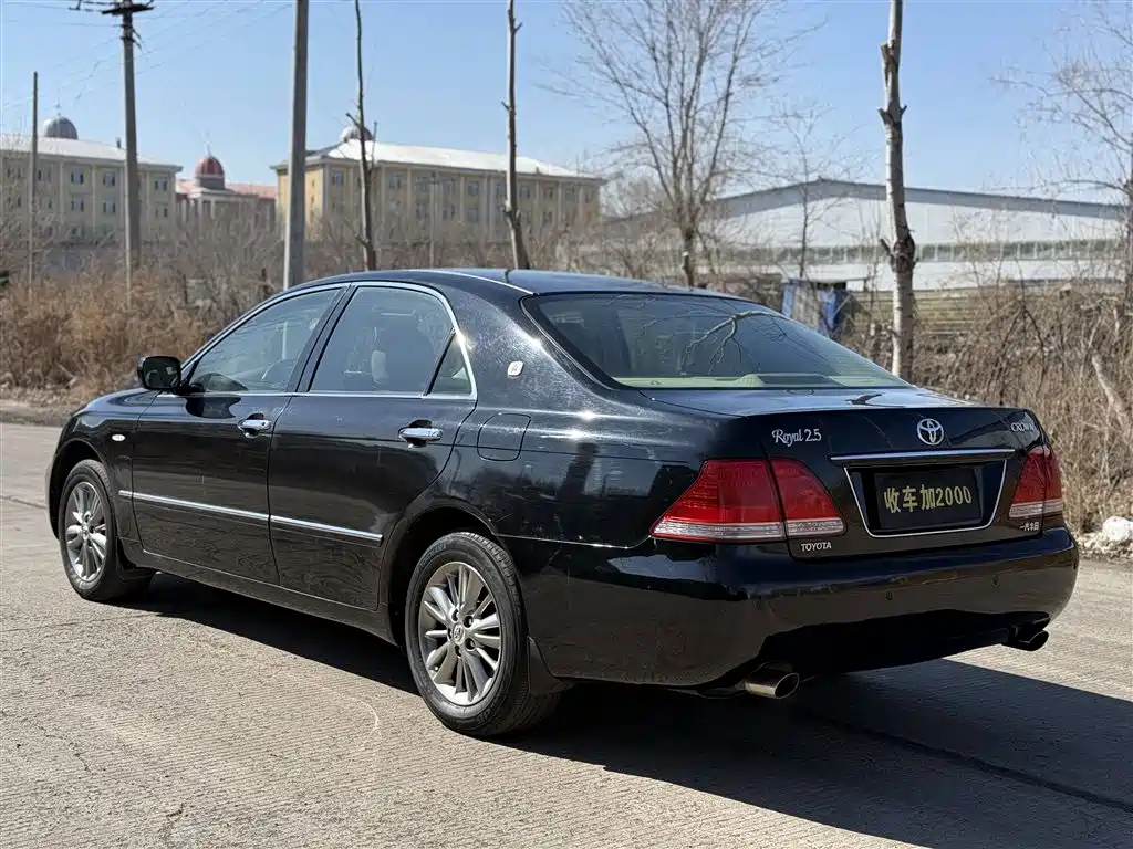Toyota Crown 2006 2.5L Royal Leather Edition фото 9