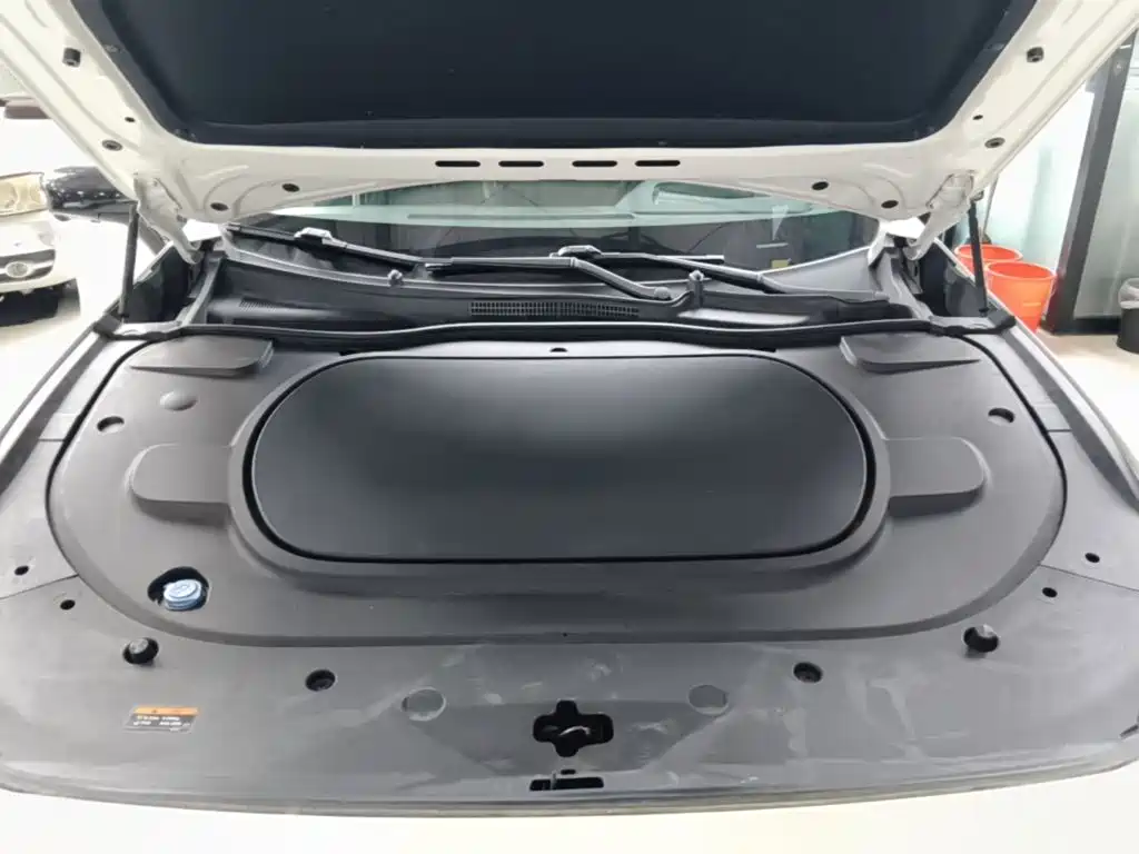 Фото 20 - Mazda EZ-6