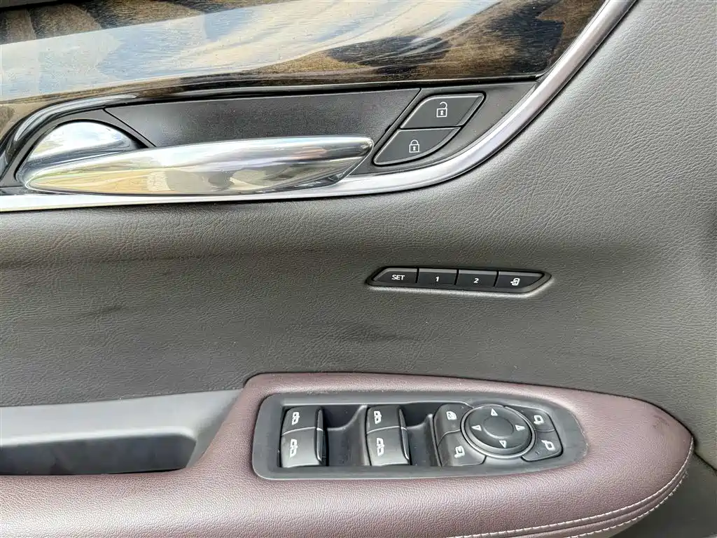 Cadillac XT6 2020 2020 28T 6-Seater Luxury Model