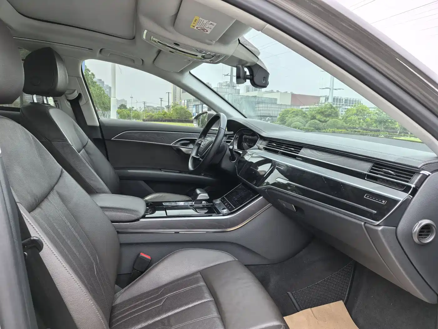 Audi A8 2018 A8L 55 TFSI quattro Launch Elite фото 12