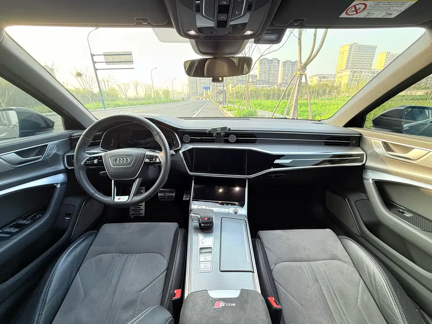 Audi A6L 2023 45 TFSI Premium Selection Dynamic фото 13