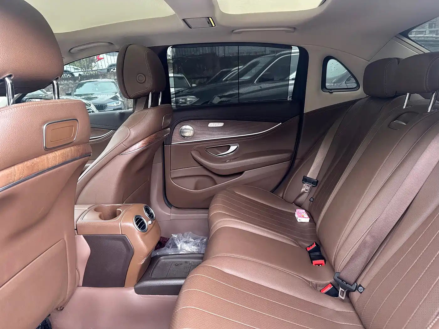 Mercedes-Benz E-Class 2016 E 300 L Fashion Type фото 4