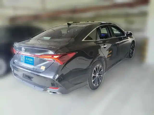 Toyota Avalon 2023 2.5L Luxury Edition — фото 2