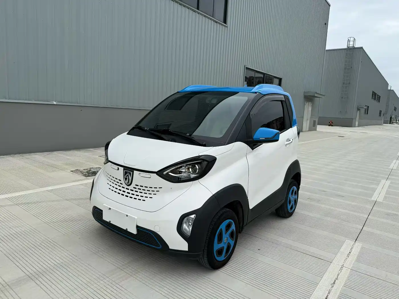BAOJUN E100