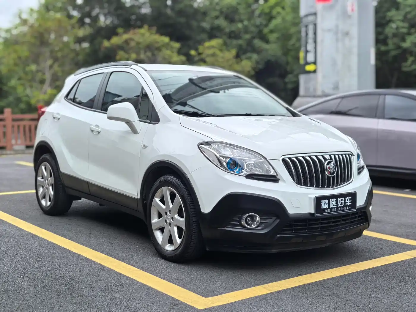 Buick Encore 2015 1.4T Automatic 2WD Urban Elite фото 2