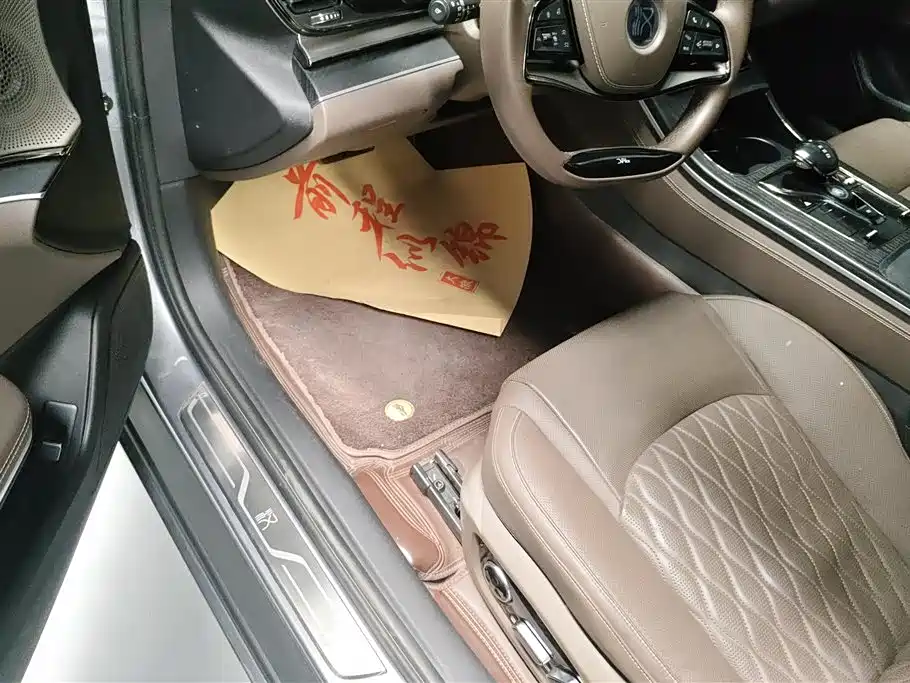 BYD Han 2023 DM-i Champion Edition 200KM Exclusive фото 9