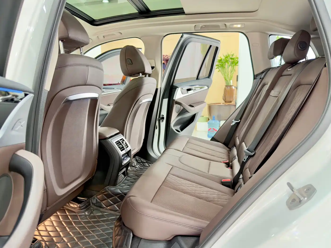 BMW iX3 2022 Facelift Leading Model фото 11