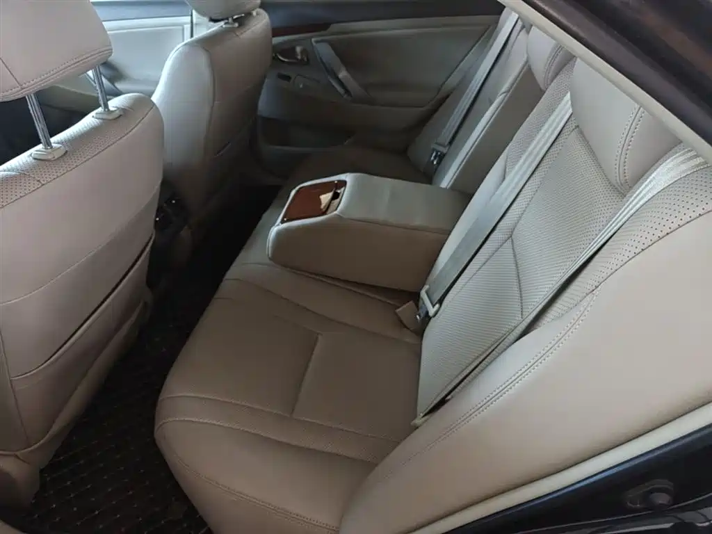 Toyota Camry 2013 200E Classic Elite Edition фото 17