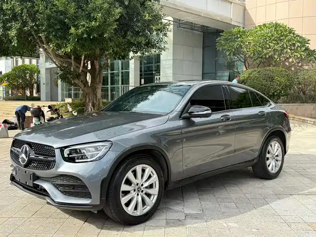 Mercedes-Benz GLC Coupe 2020 GLC 260 4MATIC Coupe SUV