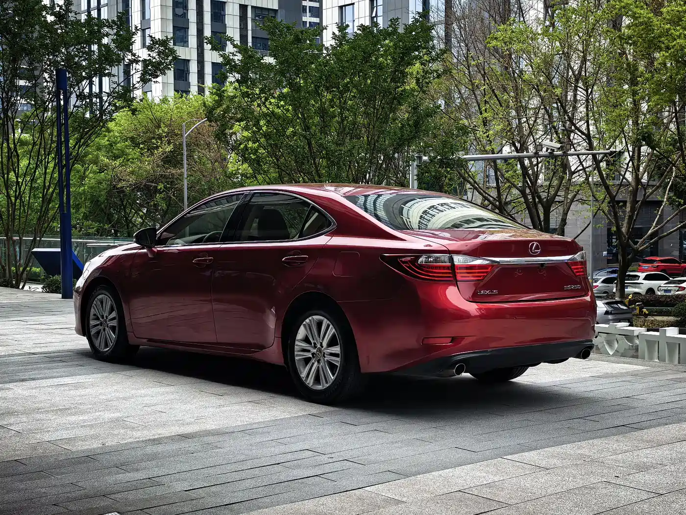 Lexus ES 2014 250 Elite Edition фото 3