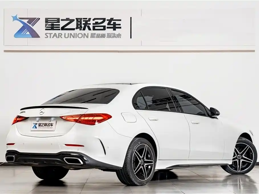 Mercedes-Benz C-Class 2023 C 260 L Night Edition Sport фото 8