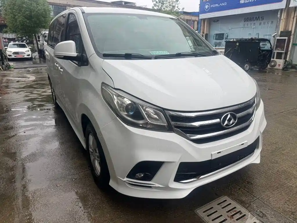 Фото 1 - Maxus G10