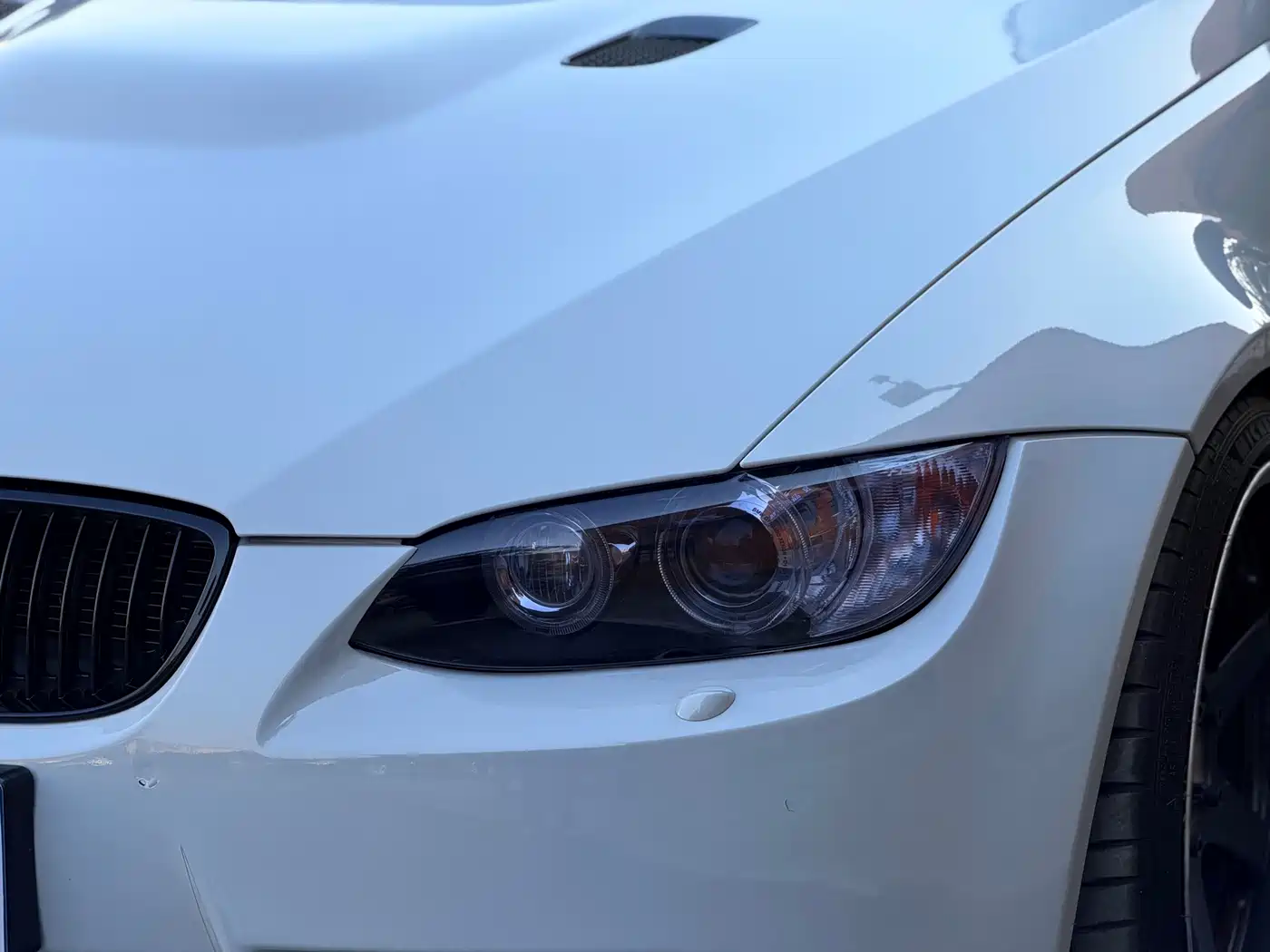 BMW M3 2013 2011 M3 Coupe Carbon Fiber Roof Edition