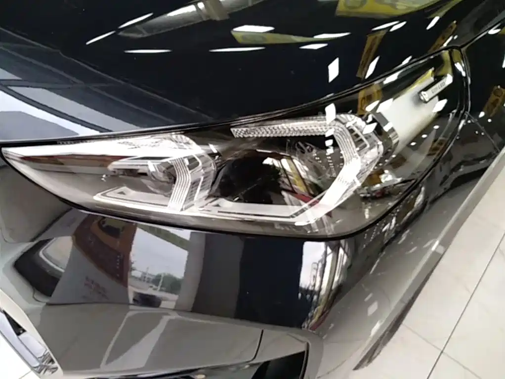 BMW iX1 2023 eDrive25L M Sport Package фото 24