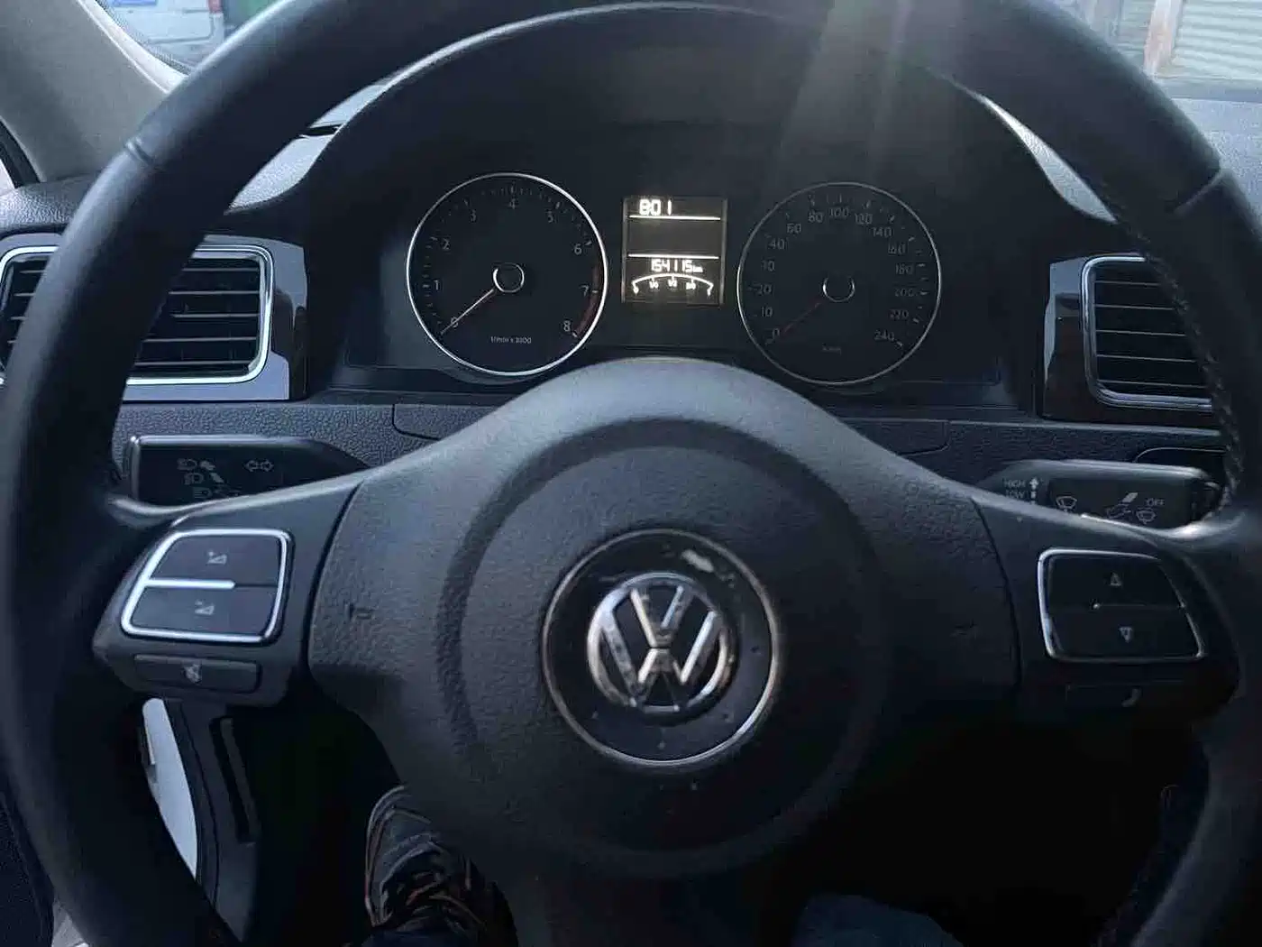 Volkswagen Santana 2014 2013 Model 1.6L Automatic Luxury Edition