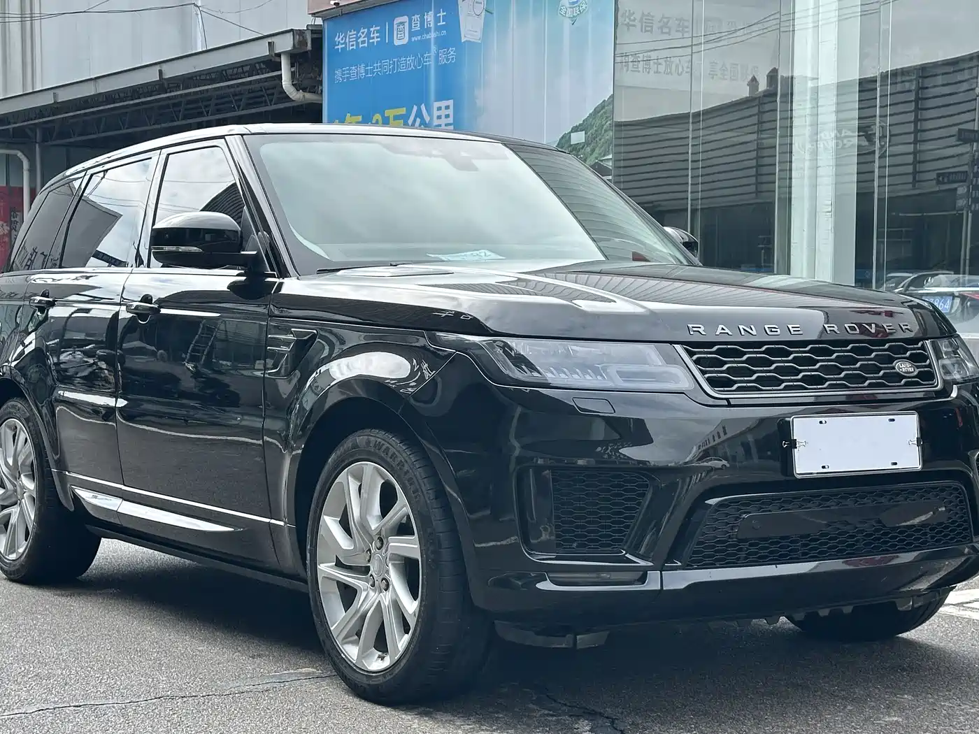 Land Rover Range Rover Sport 2020 3.0 L6 HSE DYNAMIC фото 3