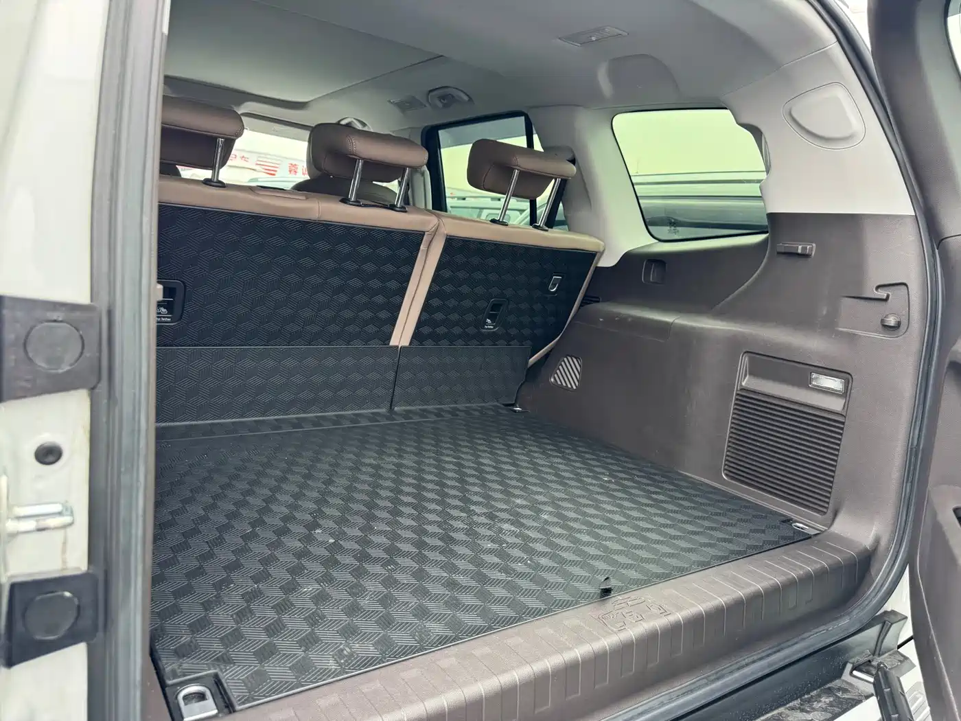 BAIC ORV Beijing Off-Road BJ60 2022 2.0T May Day Edition 5-Seater фото 13