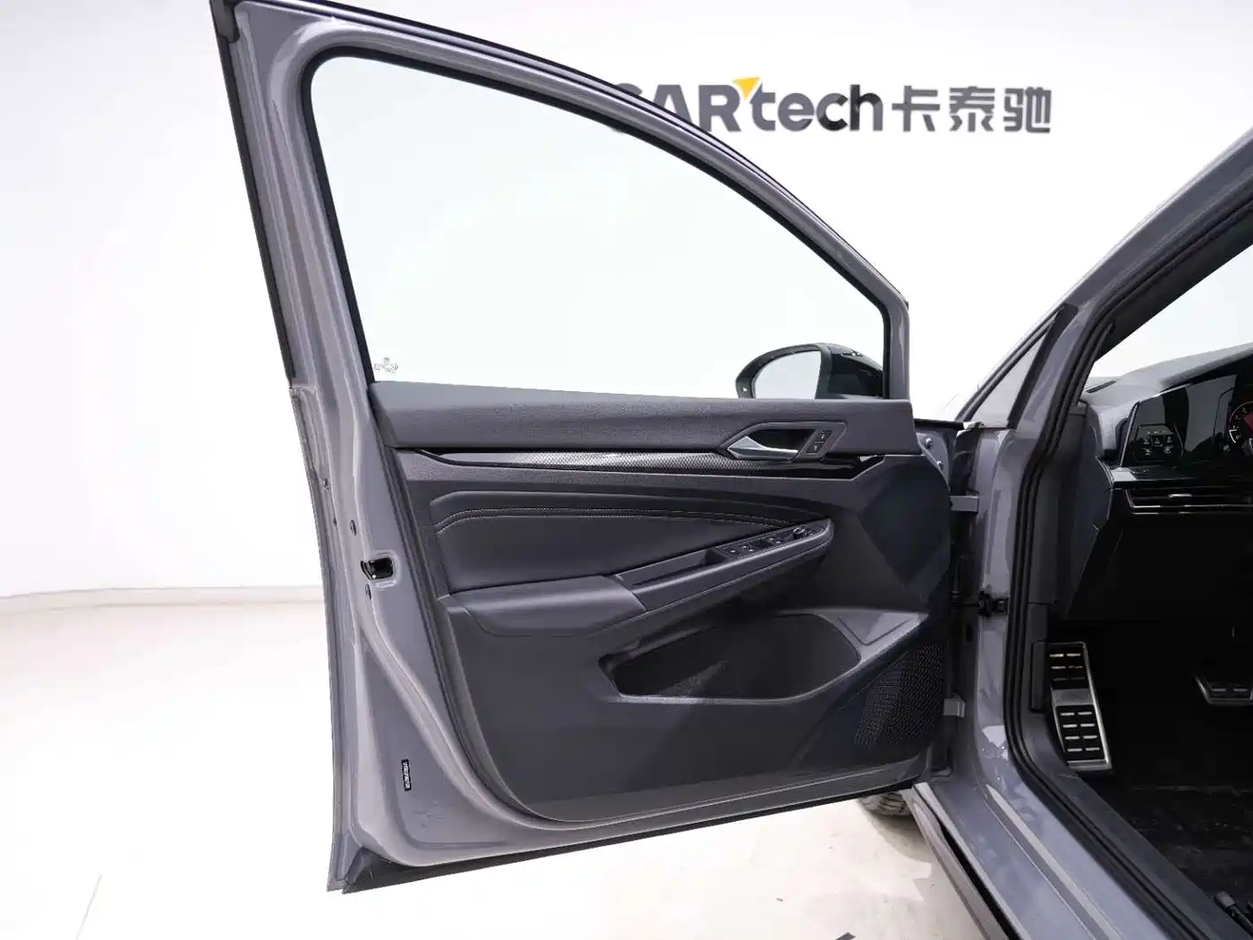 Volkswagen Golf 2021 280TSI DSG R-Line фото 22
