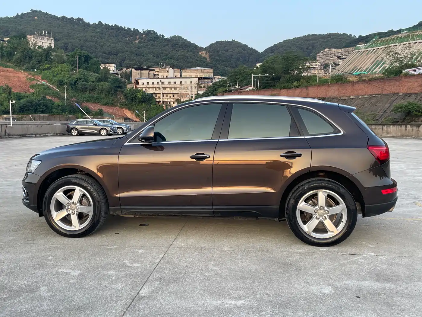 AUDI Q5