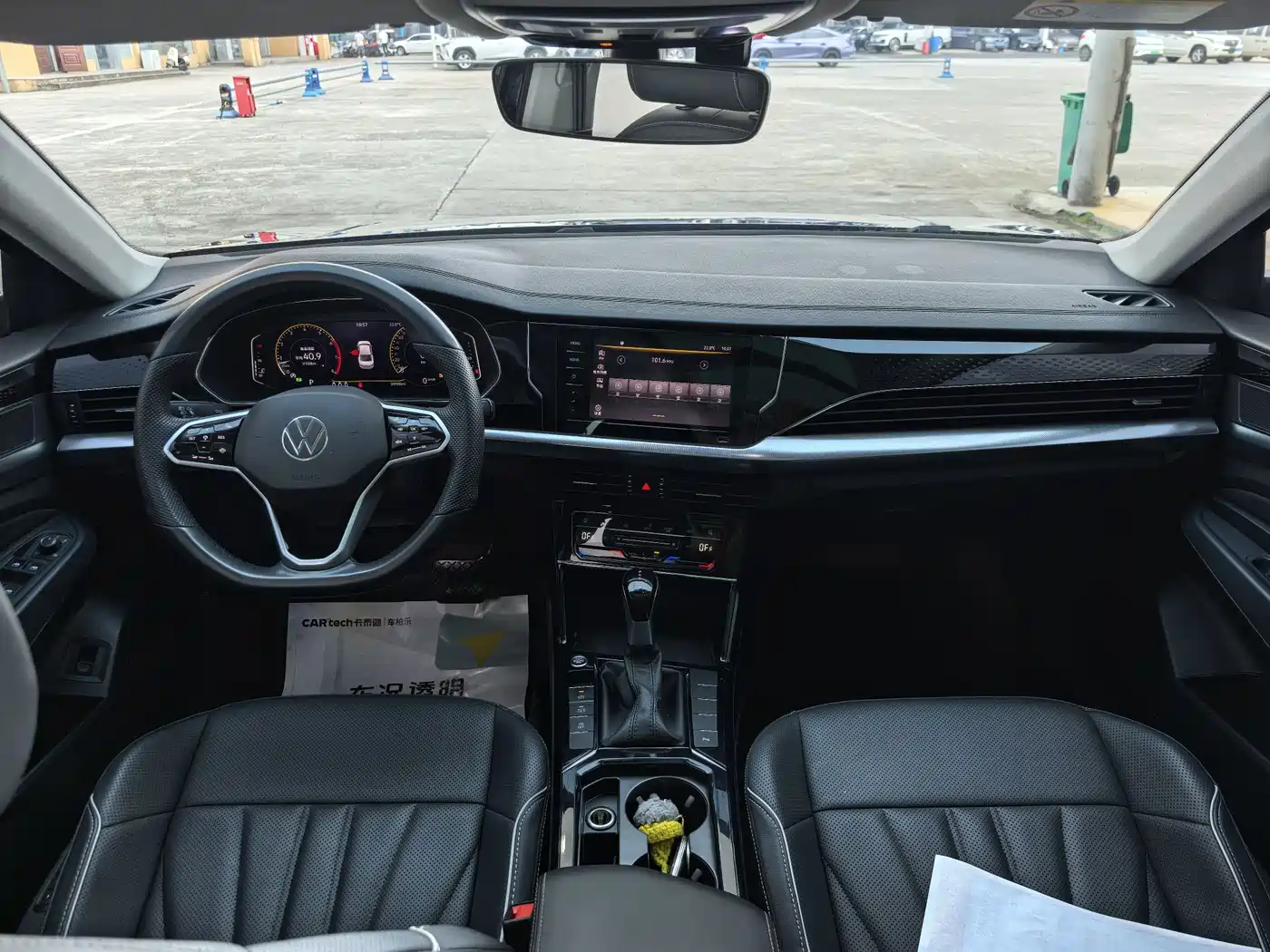 Volkswagen Passat 2024 380TSI Starlight Dragon Soaring Edition фото 11