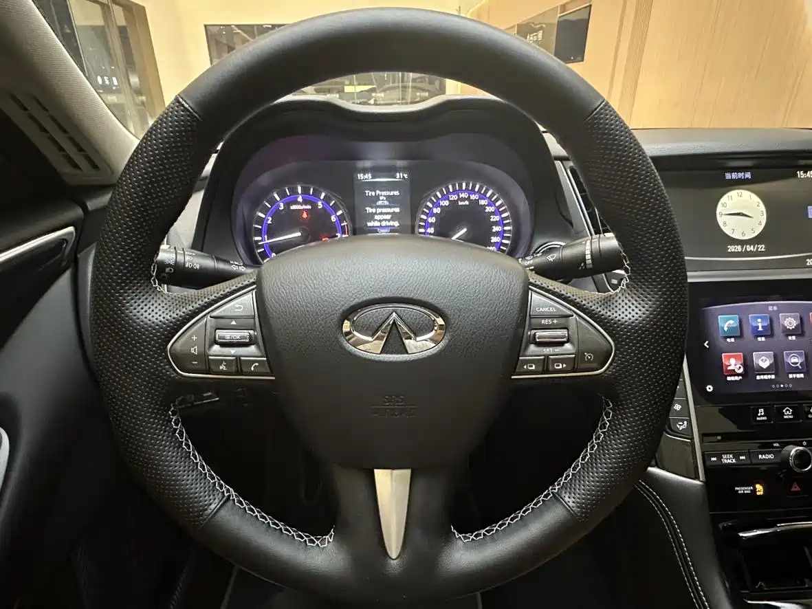 Infiniti Q50 2014 2.0T Comfort Edition фото 18