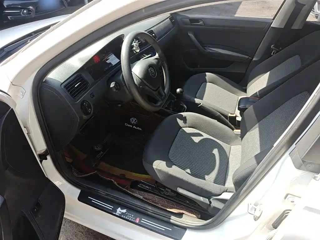 Volkswagen Santana 2019 1.5L Manual Trend China VI фото 16