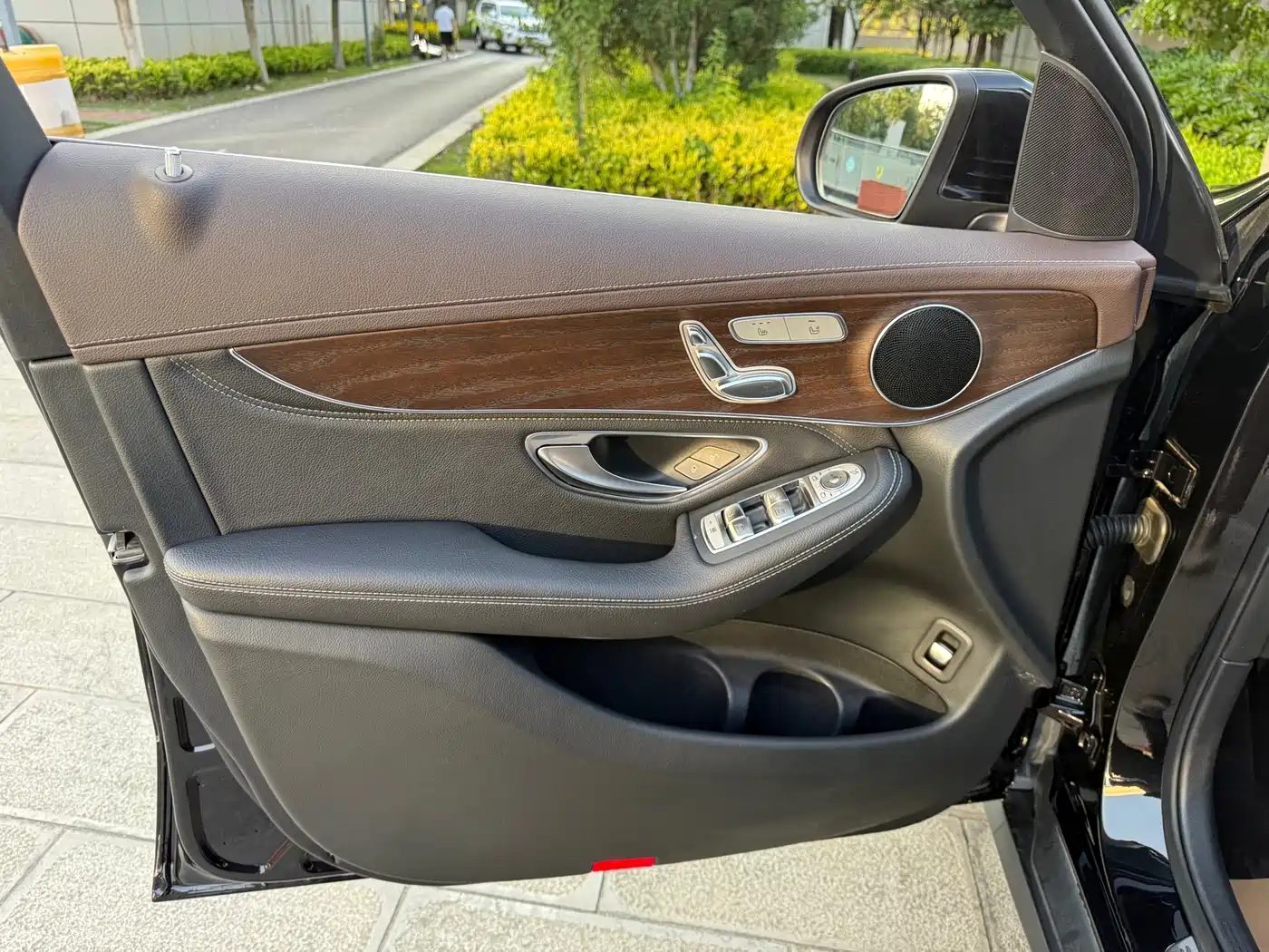 Mercedes-Benz GLC 2020 GLC 260 L 4MATIC Luxury фото 17